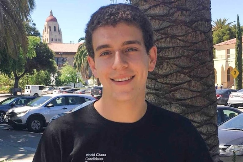 Daniel Naroditsky je vodil YouTube kanal o šahu s skoraj 500.000 naročniki. 