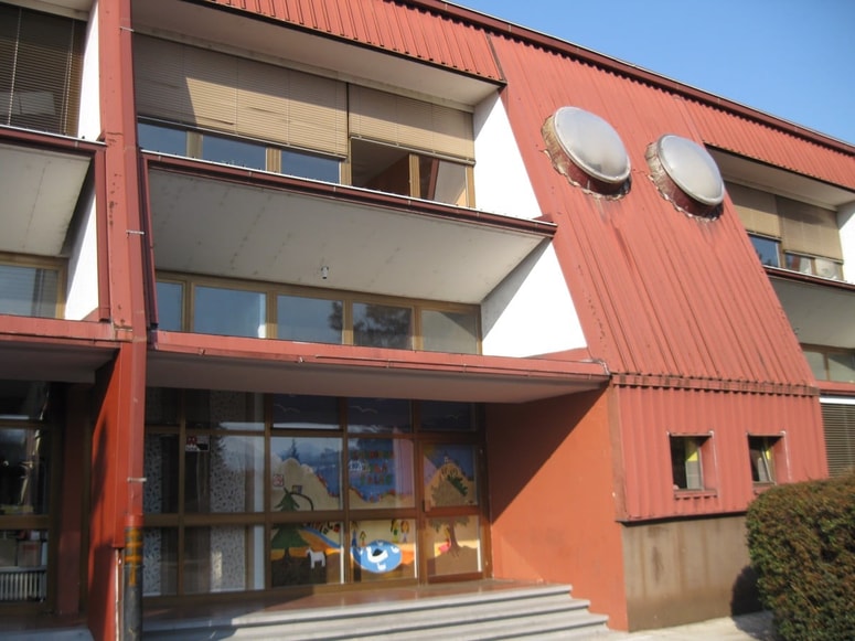 Kot je pojasnila ravnateljica I. Osnovne šole Žalec, je bilo vabilo na roditeljski sestanek namenjeno izključno staršem albanskih otrok.