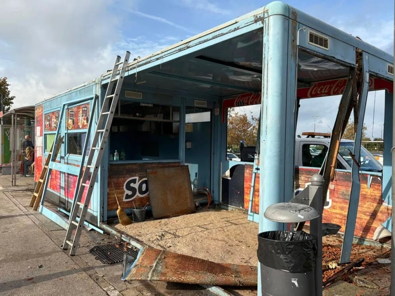 Oly Burger se po več desetletjih poslavlja od koprskega mestnega središča.