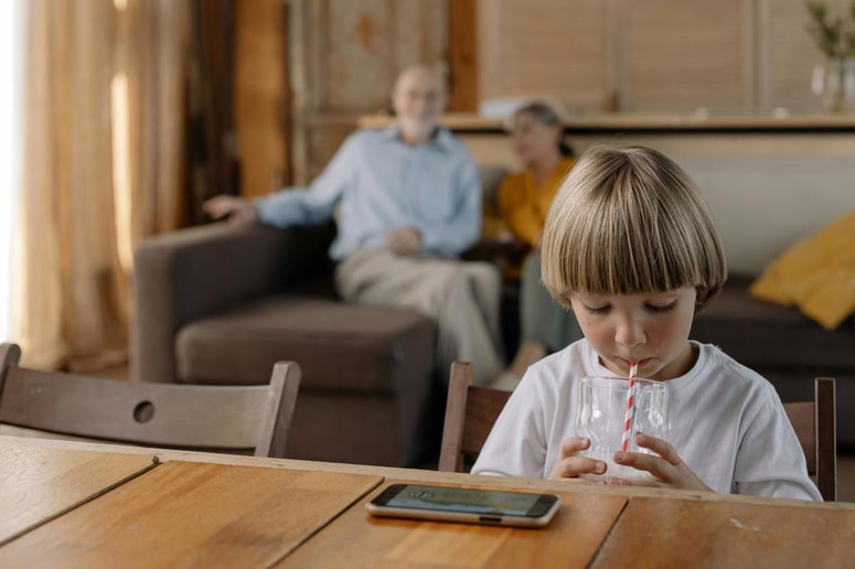 Glavna fotografija članka:Niti otroci niso več varni! Odpoklicana pijača, namenjena najmlajšim. Vsebuje potencialno rakotvorno snov