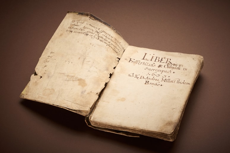 Črnjanski rokopis: Z raziskavo rokopisa oziroma njegovih posameznih delov so se v preteklosti ukvarjali dr. Franc Sušnik, Janez Mrdavšič, Marija Irma Vačun Kolar in dr. Nina Petek. 