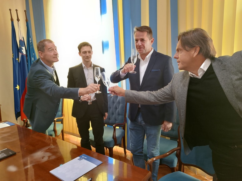 Partnerji v javno-zasebnem partnerstvu bodo v Laškem po skoraj 20 letih gradili stanovanjski blok. 