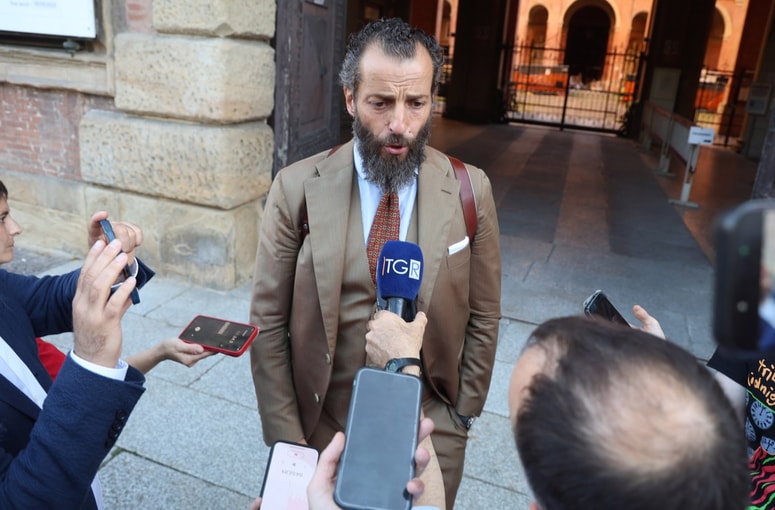 Po današnji odločitvi pritožbenega sodišča je odvetnik Nicola Canestrini dejal, da se bo njegova stranka in osumljenec sodelovanja v sabotaži Serhij Kuznjecov ponovno pritožil na vrhovno sodišče v Rimu. 