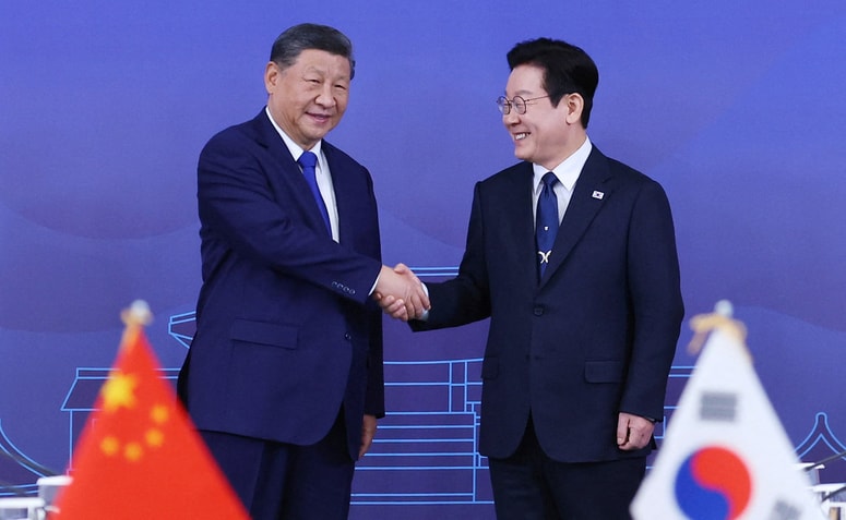 Xi Jinping in Lee Jae-myung 