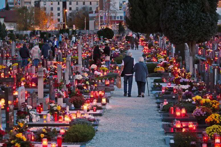 Glavna fotografija članka:(FOTO) Dan spomina na mrtve: "Tvoj pradedek je bil velik mož!"