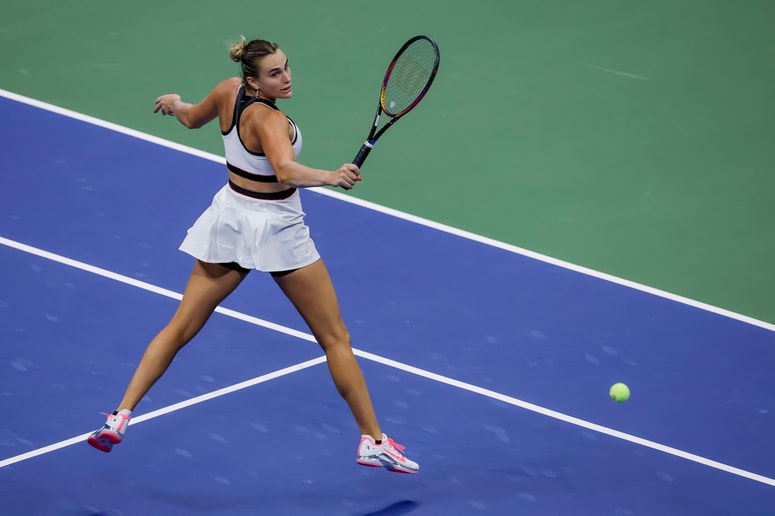 Glavna fotografija članka:Četrta teniška "bitka spolov": Arina Sabalenka - Nick Kyrgios, december 2025, Dubaj