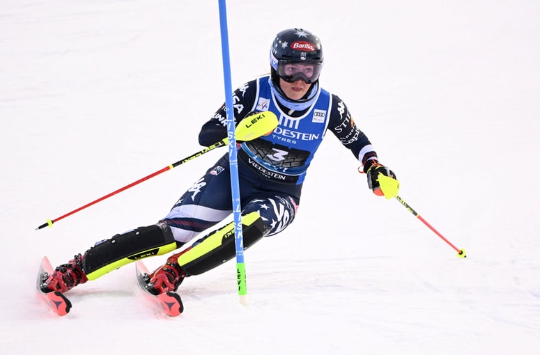 Shiffrin je dosegla 158. stopničke v svetovnem pokalu, 90. v slalomu.