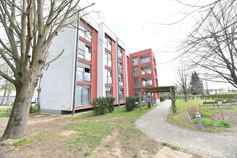 Vse kaže, da tudi po prevetritvi v svetu zavoda prihaja do kontinuitete v upravljanju Doma starejših Rakičan, kjer okoli 250 zaposlenih skrbi za več kot 360 varovancev. 