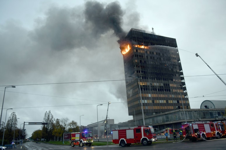Glavna fotografija članka:(FOTO) Konec ugibanj: Eno najbolj znanih zgradb v Zagrebu bodo porušili