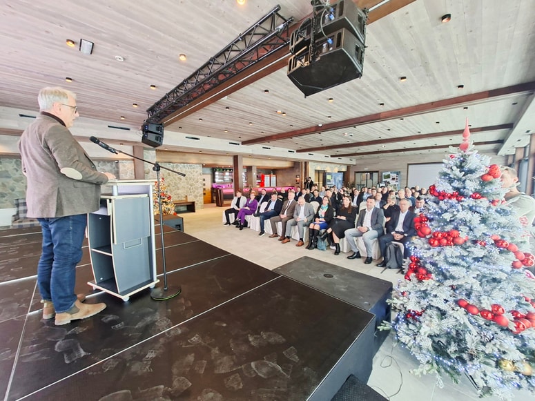 Gospodarski forum Koroške na Kopah: minister Matjaž Han v nagovoru gospodarstvenikom regije 