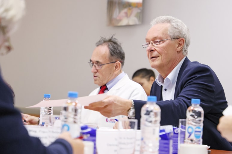 Direktor UKC Maribor dr. Vojko Flis in predsednik sveta zavoda Marjan Mačkošek 