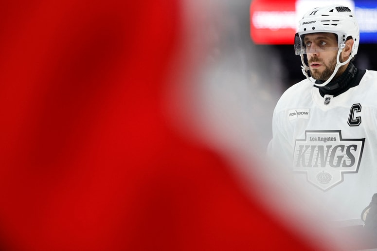 Glavna fotografija članka:Kralji Anžeta Kopitarja na svojem ledu izgubili z Bostonom