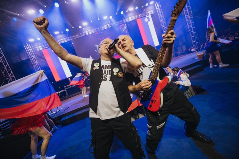 Aleš Klinar in Polde Poljanšek sta edina preostala izvirna člana v trenutni zasedbi skupine Agropop. 