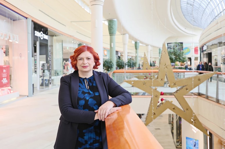 Simona Mandl je center managerka največjega mariborskega nakupovalnega središča. 