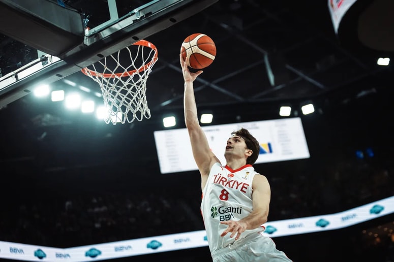 Nekoč veliki košarkarski up Bosne in Hercegovine, danes najbolj osovražena oseba v državi ... 