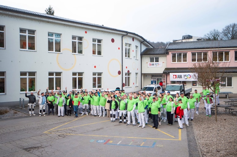 Glavna fotografija članka:Ponovno barvali za dober namen