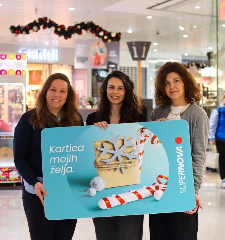 Glavna fotografija članka:Supernova z dobrodelno donacijo podprla 200 otrok v okviru programa Botrstvo