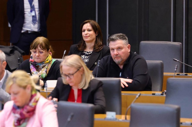 Mateja Zupan Josipović (v zadnji vrsti)