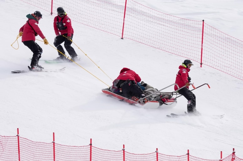 Glavna fotografija članka:Hud padec Roka Ažnoha na smuku v Beaver Creeku