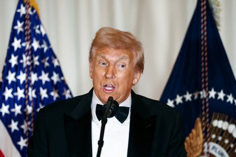 Glavna fotografija članka:Trump bi zveznim državam onemogočil reguliranje umetne inteligence