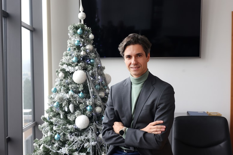 Poslanci opozicijskih SDS in NSi so interpelacijo ministra Luke Mesca vložili po oktobrskem napadu v Novem mestu, v katerem je življenje izgubil 48-letni Novomeščan.