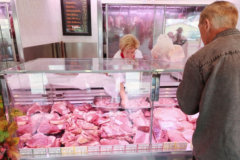 Izotopska analiza 148 vzorcev svinjine je pokazala, da je 79 odstotkov vzorcev označenih z napačnim poreklom. 