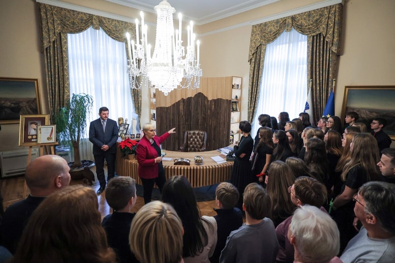 Dan odprtih vrat v predsedniški palači