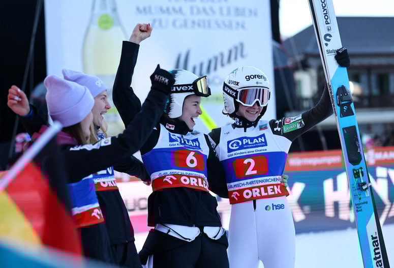 Veselje Nike Vodan in Nike Prevc