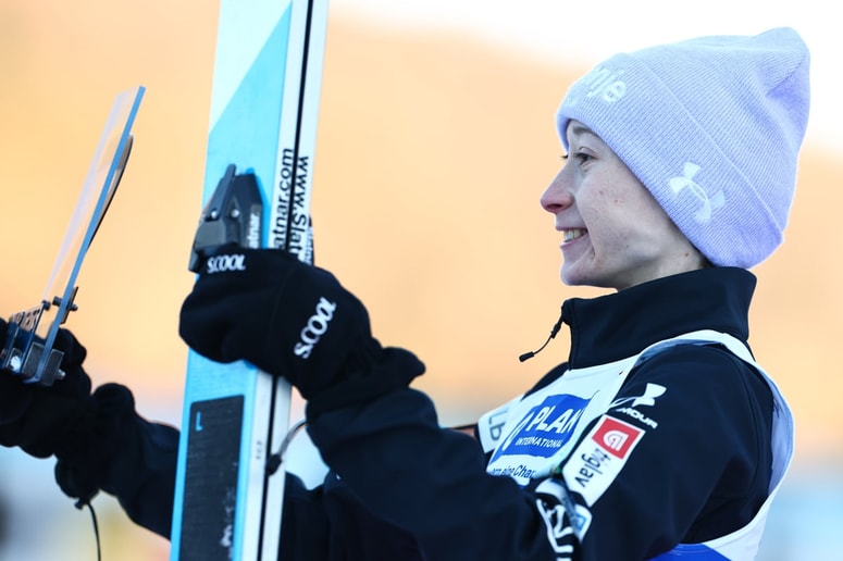 Glavna fotografija članka:Nika Prevc četrta v Oberstdorfu za tretje skupno slavje na turneji dveh večerov