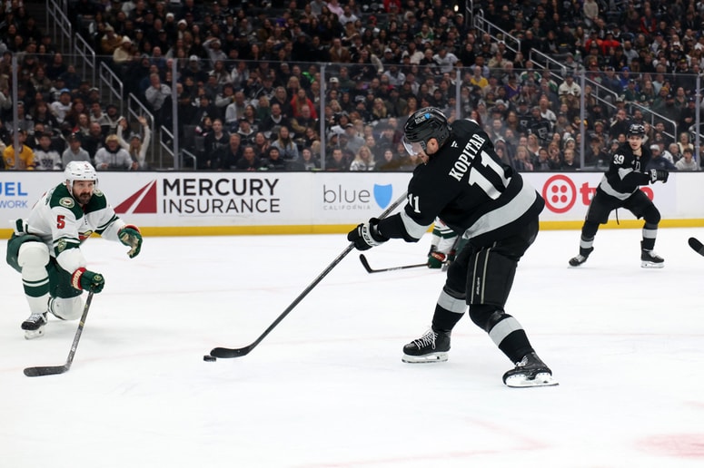 Anže Kopitar se po prvi tretjini več ni vrnil na led.