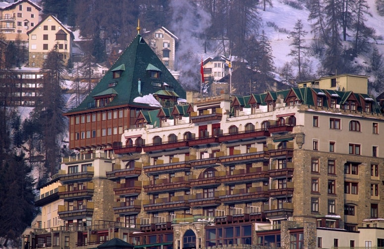 Na samem vrhu prestižne lestvice kraljuje legendarni Badrutt's Palace v švicarskem St. Moritzu.