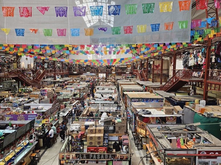 Glavna tržnica v mestu Guanajuato 