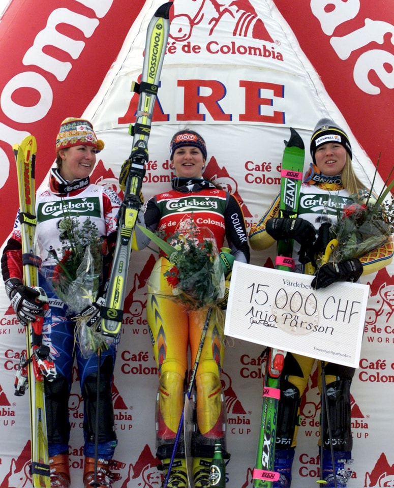 Glavna fotografija članka:Se spomnite ene najuspešnejših smučark vseh časov? Danes živi mirno življenje skupaj z ženo in sinom