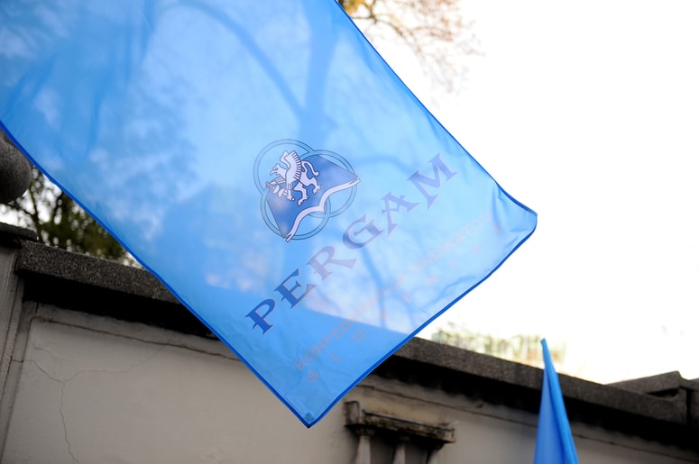 Stavko v Lesonitu je napovedal sindikat Pergam.