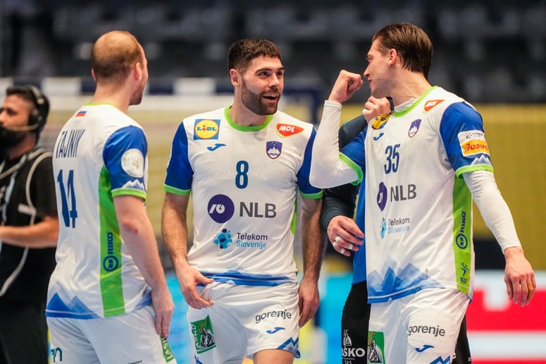 Glavna fotografija članka:Šport na TV