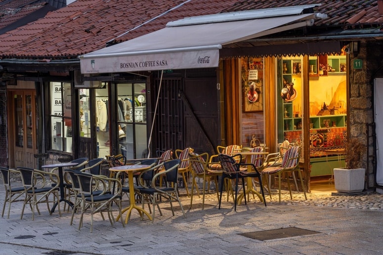 Glavna fotografija članka:(REKLI SO) Maria Todorova: Balkan bledi. Stare stereotipe so zamenjali novi. Ne mislim pa, da bo politično orožje