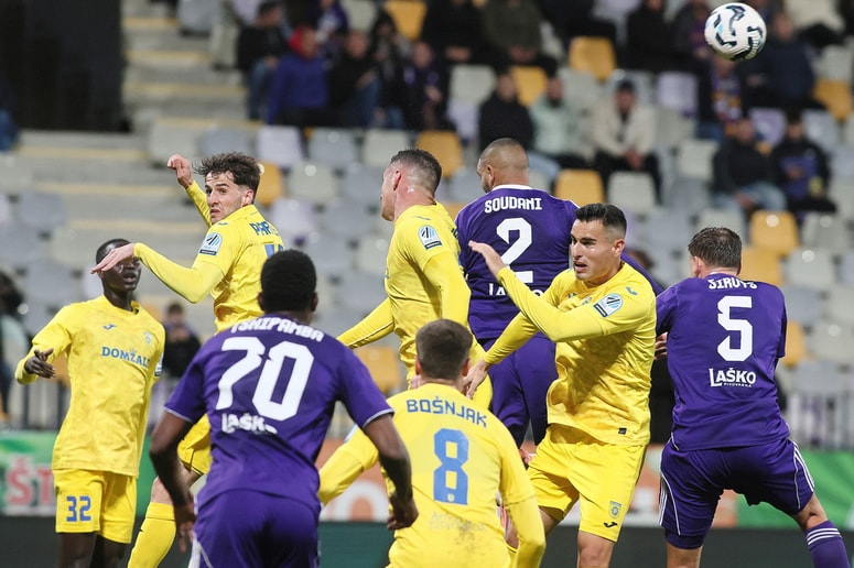 Za "rumeno družino" menda ni rešitve. 