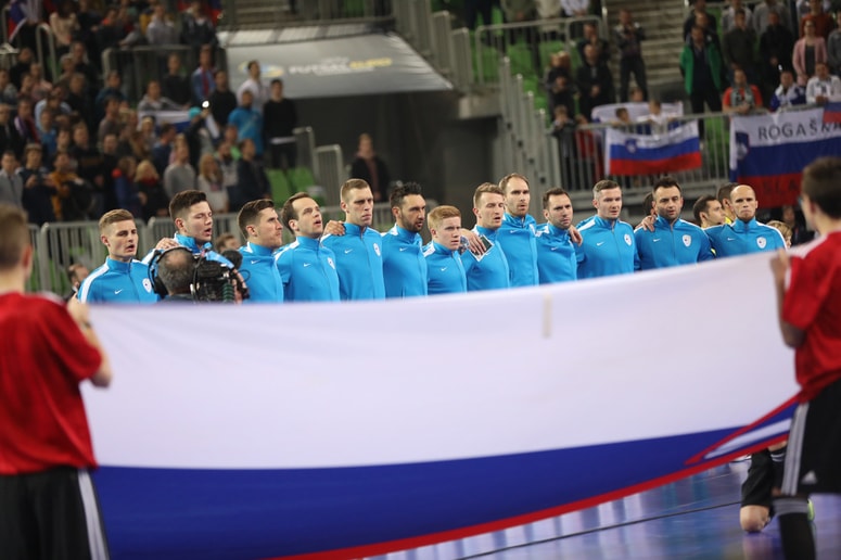 Glavna fotografija članka:Šport na TV