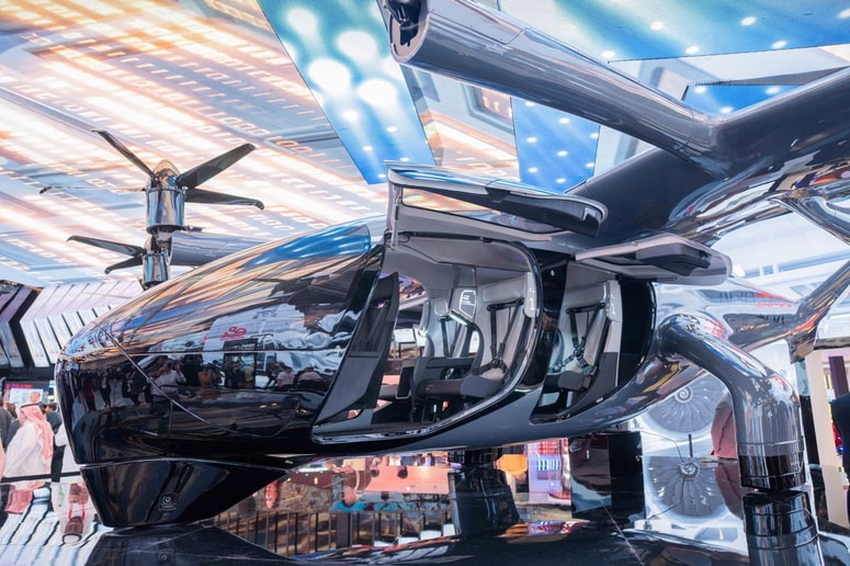 Srbija leteče taksije kupuje od ameriškega podjetja Archer Aviation.