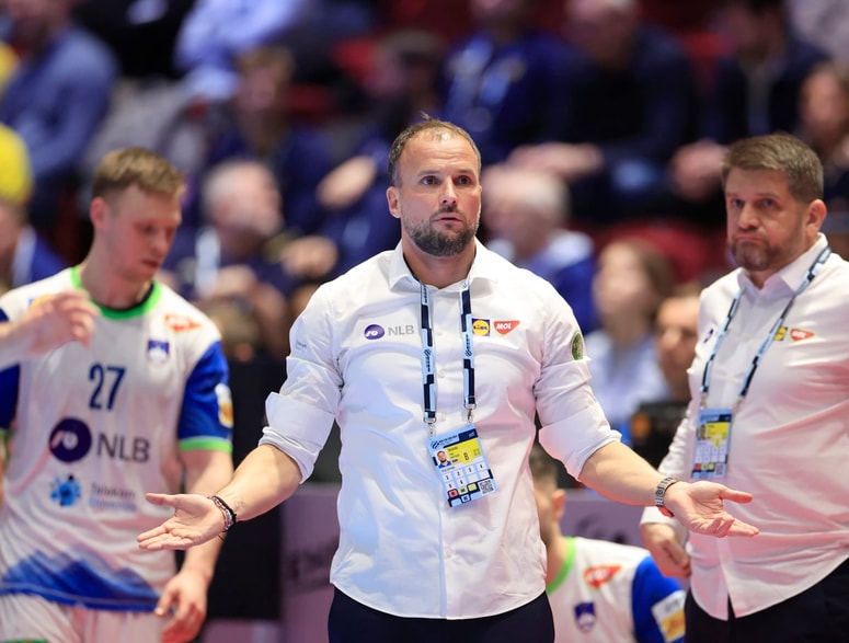 Glavna fotografija članka:Slovencev poraz ni zmedel: Vemo, kam nas peljejo tri zmage