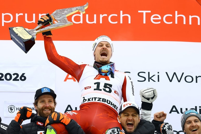 Finale pred številnimi ljubitelji smučanja je postregel s pravo dramo.