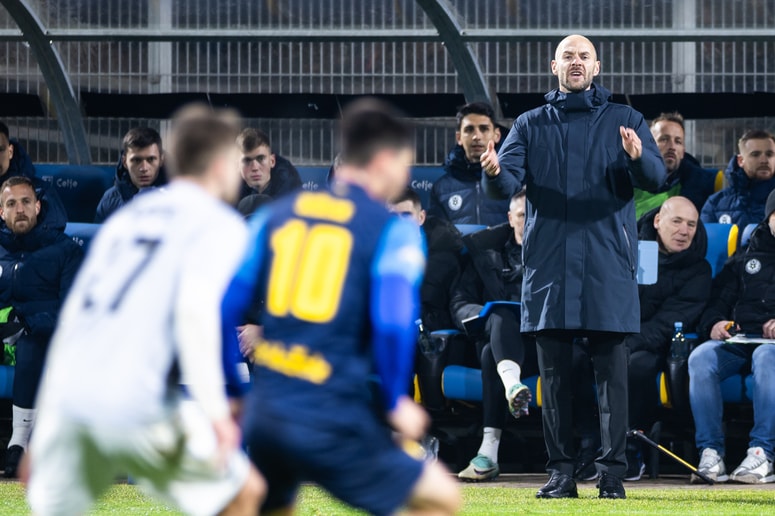 Kljub spremembi na klopi so Celjani ostali v zmagovitih tirnicah. 