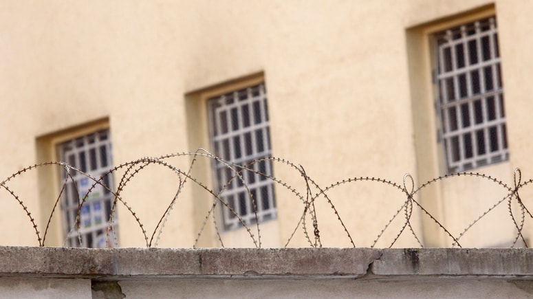 Grozi mu najvišja možna kazen v avstrijskem pravosodnem sistemu. Fotografija je simbolična. 