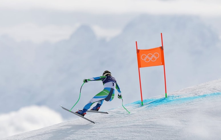 Ilka je prva začela s treningom - in že poskrbela za prekinitev. 