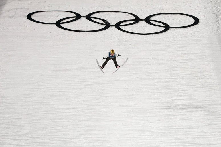 Med olimpijskimi igrami so Medveda odstavili s položaja selektorja finske ženske reprezentance.