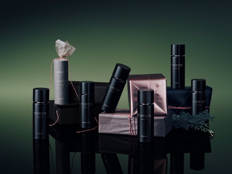 Glavna fotografija članka:Parfum je bil vedno mišljen kot tihi dodatek, s katerim podčrtaš svoj stil