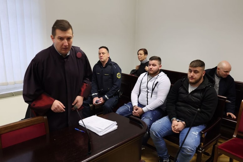 Arsen in Leonardo Novak sta bila obsojena na zaporno kazen za napad na ribniškega župana in kriminalistko. 