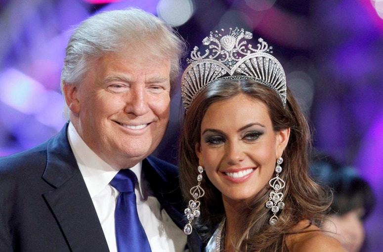 Posnetki so nastali leta 2013, ko se je udeležil izbora za Miss Universe.