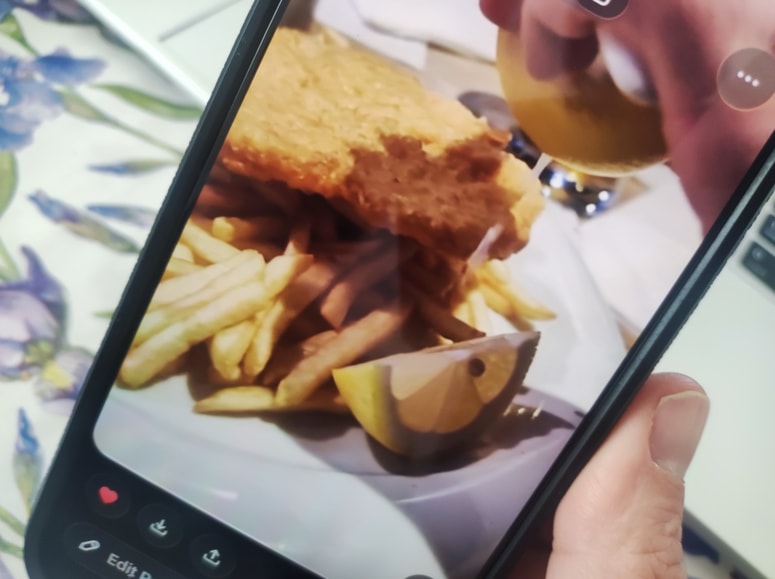 Glavna fotografija članka:(OLIMPIJSKI DNEVNIK) Zdrava kmečka pamet mi je kljuvala, naj kaj bleknem