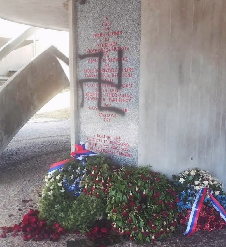 V Levici opozarjajo, da gre za zavestno provokacijo.